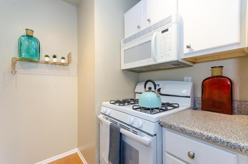 Gucci Mickey And Maxico Lofts Free Parking And Wifi Apartamento Los Ángeles Exterior foto