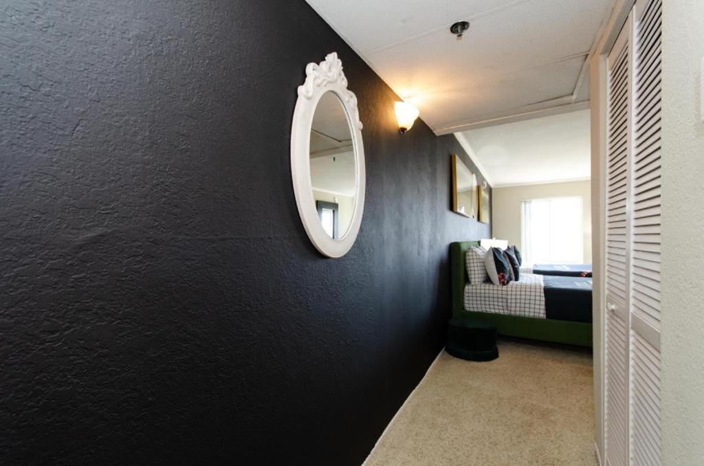 Gucci Mickey And Maxico Lofts Free Parking And Wifi Apartamento Los Ángeles Exterior foto